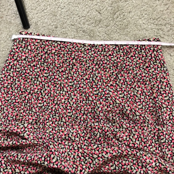 Talbots silk midi skirt (petite size 2) - Picture 5 of 7